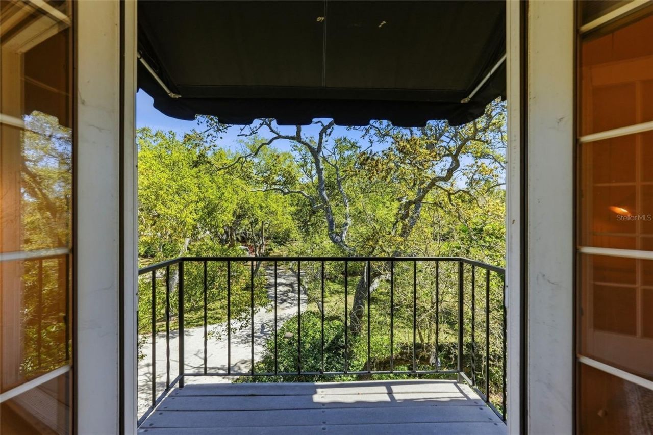 10785 Danielle Drive, Largo, FL 33774 Photo