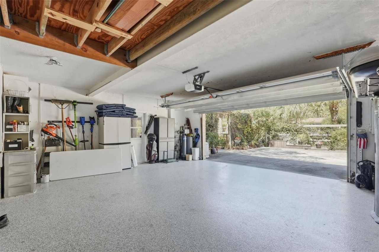 10785 Danielle Drive, Largo, FL 33774 Photo