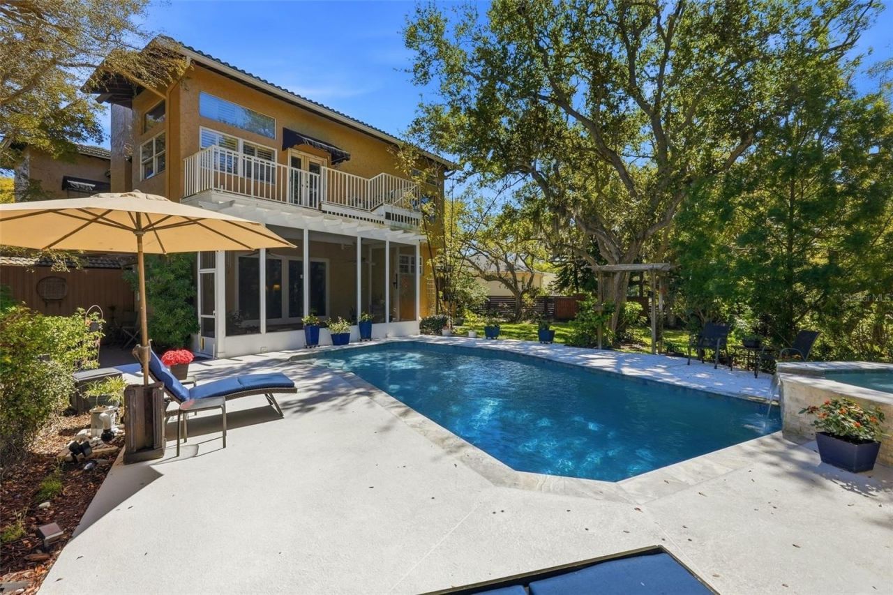 10785 Danielle Drive, Largo, FL 33774 Photo