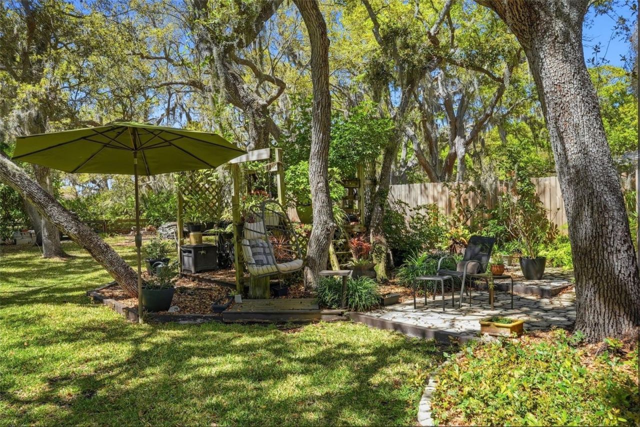 10785 Danielle Drive, Largo, FL 33774 Photo