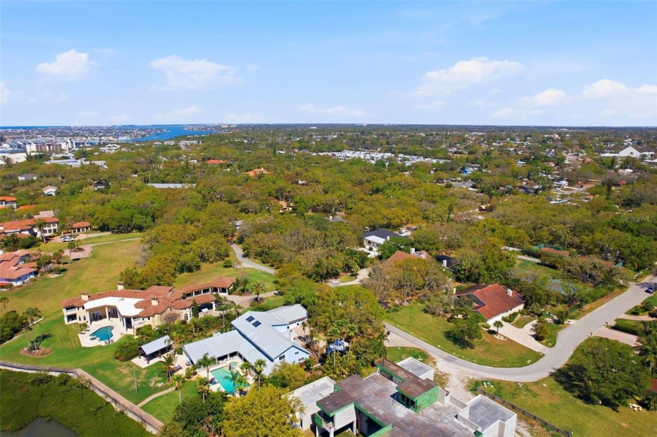 10785 Danielle Drive, Largo, FL 33774 Photo