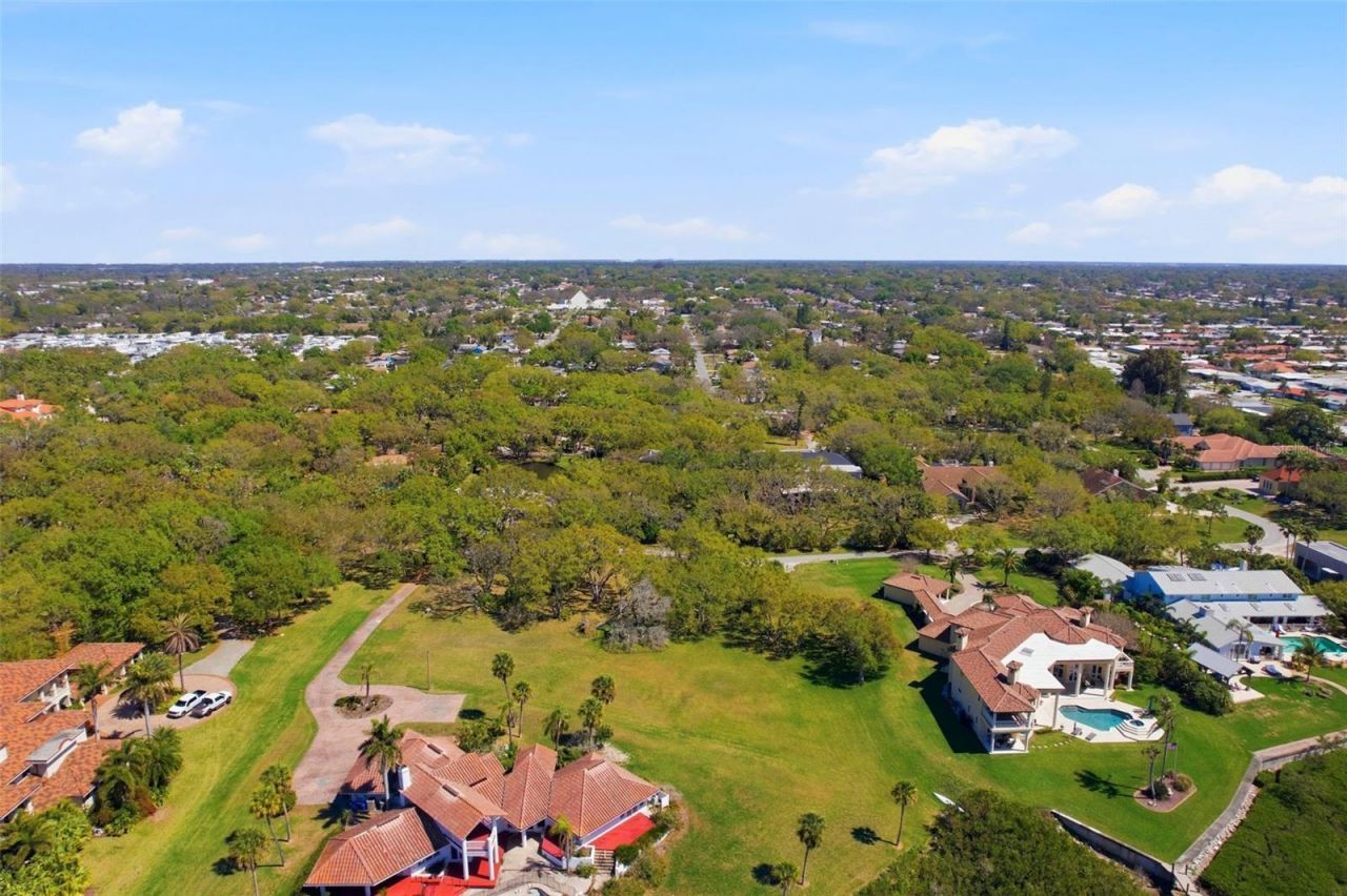 10785 Danielle Drive, Largo, FL 33774 Photo