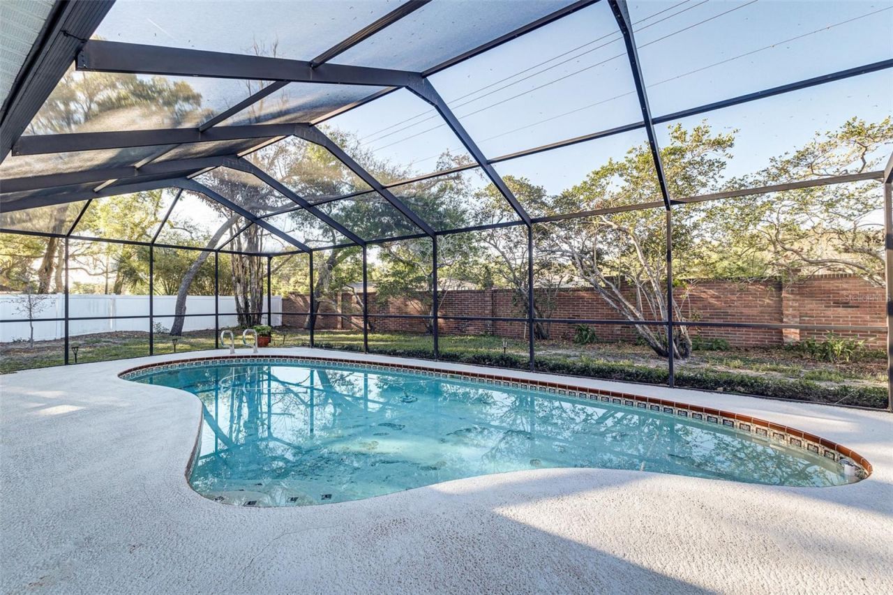 6308 N Queensway Drive , Temple Terrace, FL 33617 Photo