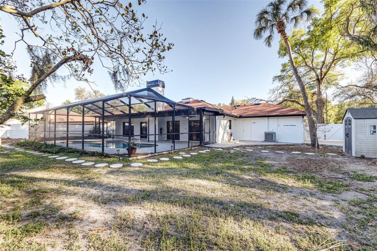 6308 N Queensway Drive , Temple Terrace, FL 33617 Photo