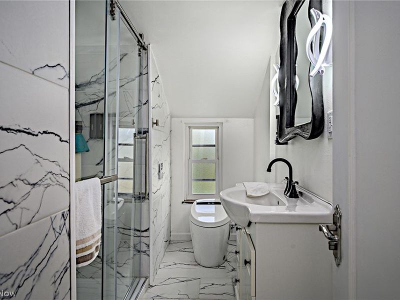 1450 S Lallendorf Road, Oregon, OH 43616 Photo 19