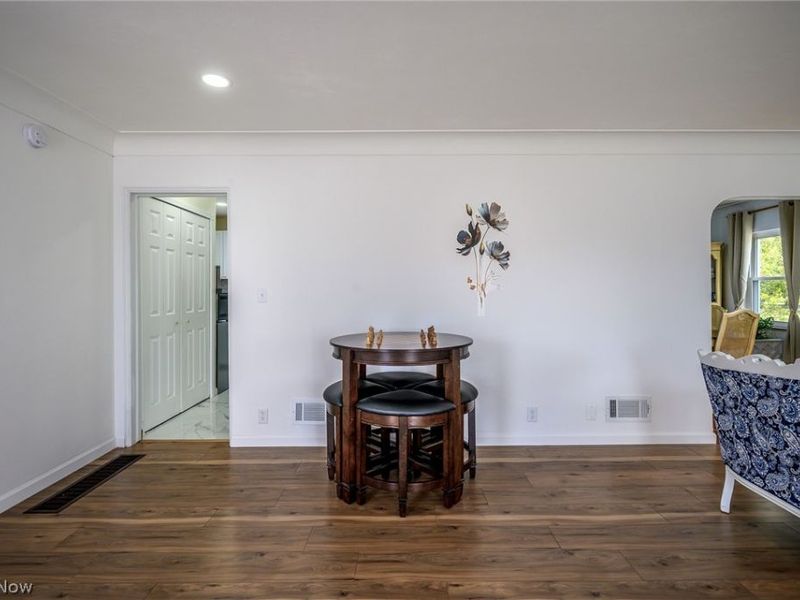 1450 S Lallendorf Road, Oregon, OH 43616 Photo 2