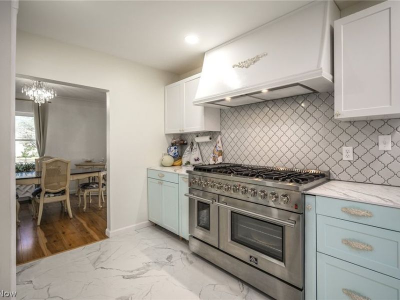 1450 S Lallendorf Road, Oregon, OH 43616 Photo 8