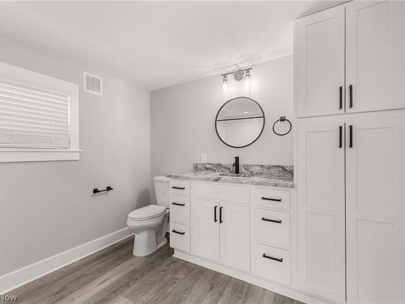 37384 Detroit Road , Avon, OH 44011 Photo 20