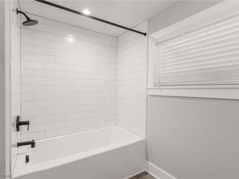 37384 Detroit Road , Avon, OH 44011 Photo 21