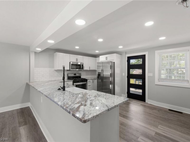 37384 Detroit Road , Avon, OH 44011 Photo 36