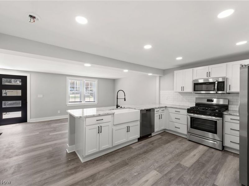 37384 Detroit Road , Avon, OH 44011 Photo 37