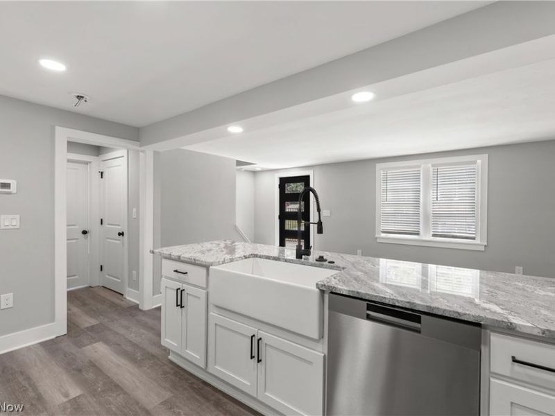 37384 Detroit Road , Avon, OH 44011 Photo 40