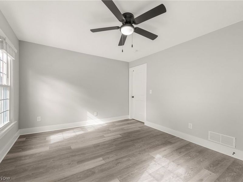 37384 Detroit Road , Avon, OH 44011 Photo 8