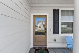 601 Yellow Leaf Lane photo 4