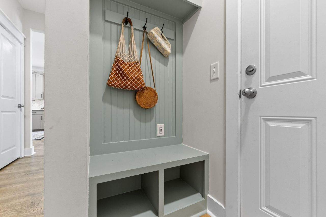 601 Yellow Leaf Lane Photo 33