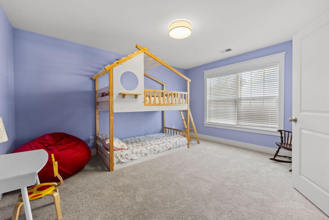 601 Yellow Leaf Lane Photo 39