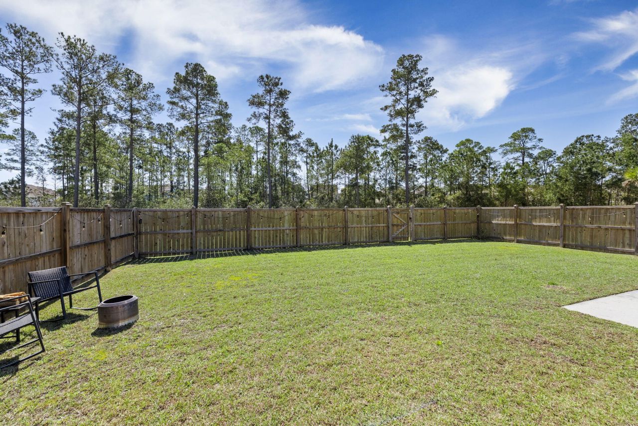 601 Yellow Leaf Lane Photo 47