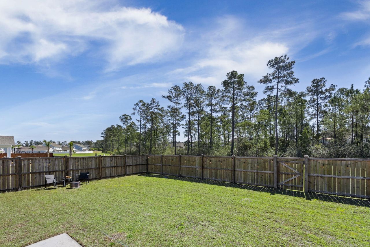 601 Yellow Leaf Lane Photo 52