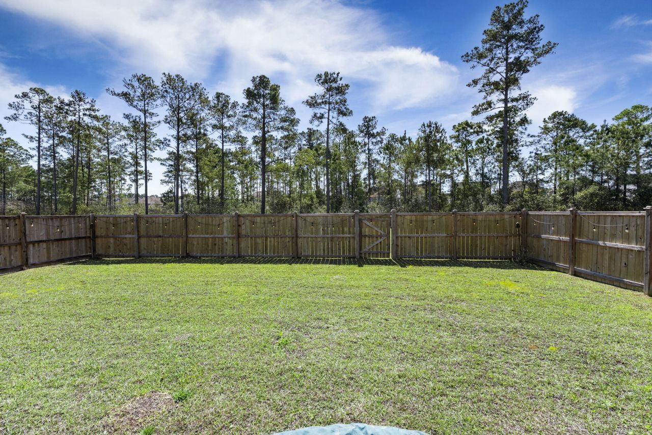 601 Yellow Leaf Lane Photo 54