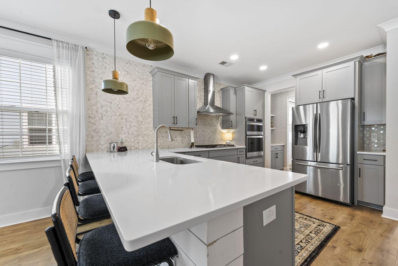 601 Yellow Leaf Lane Photo 9