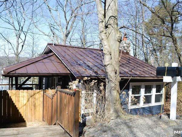 38 Mountain Trail, SANDYSTON, NJ 07826