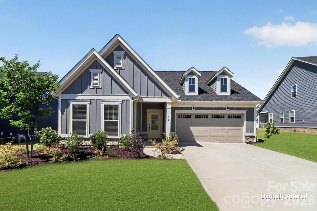 709 Hinterland Lane, Matthews, NC 28104 Main Photo