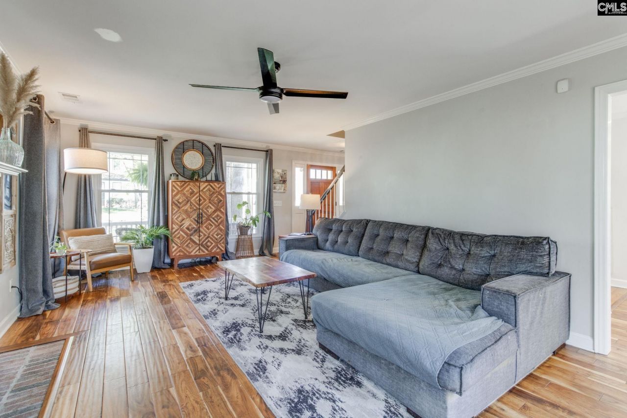 210 Brook Hollow Drive  Photo 10