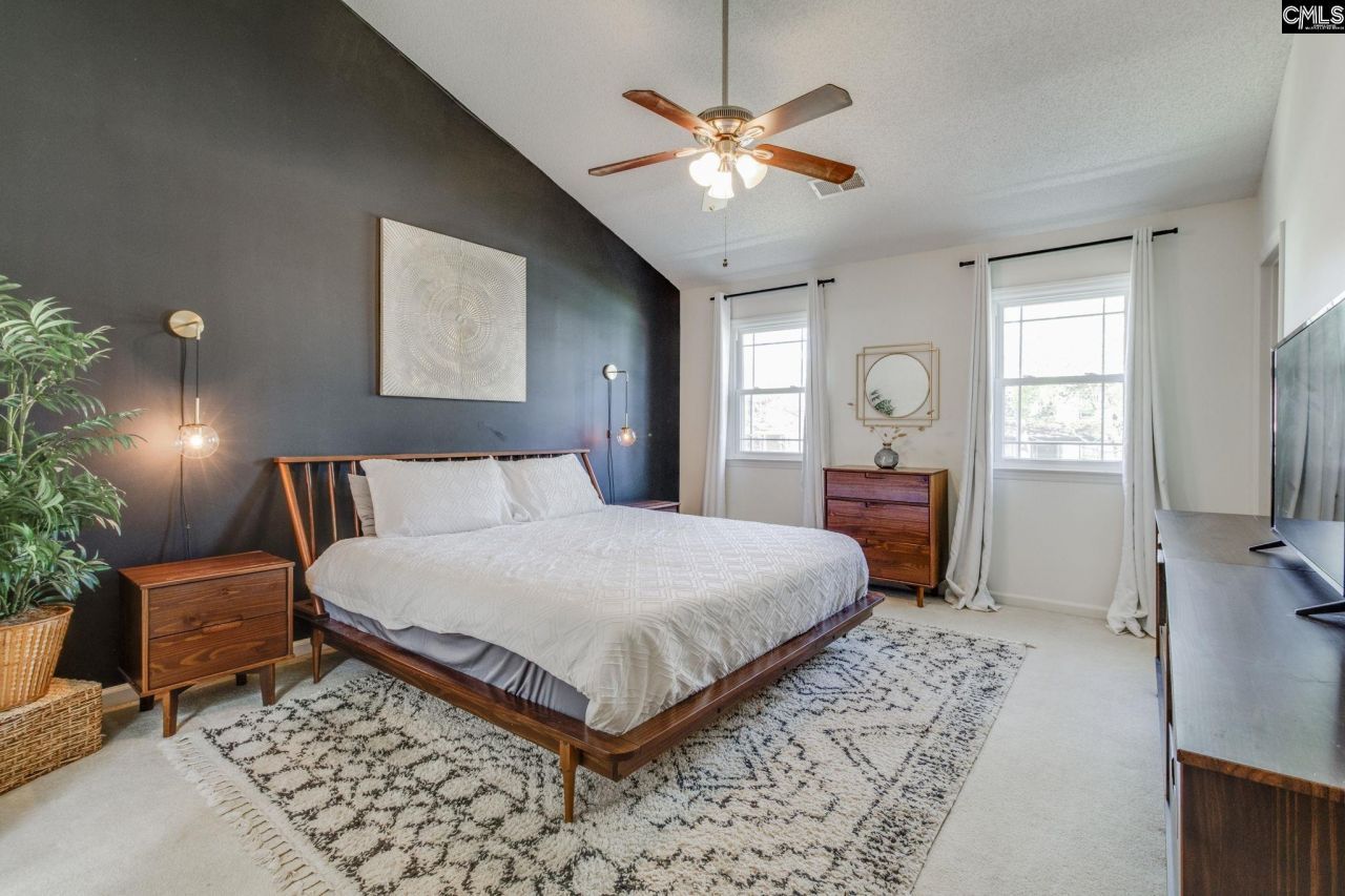 210 Brook Hollow Drive  Photo 19