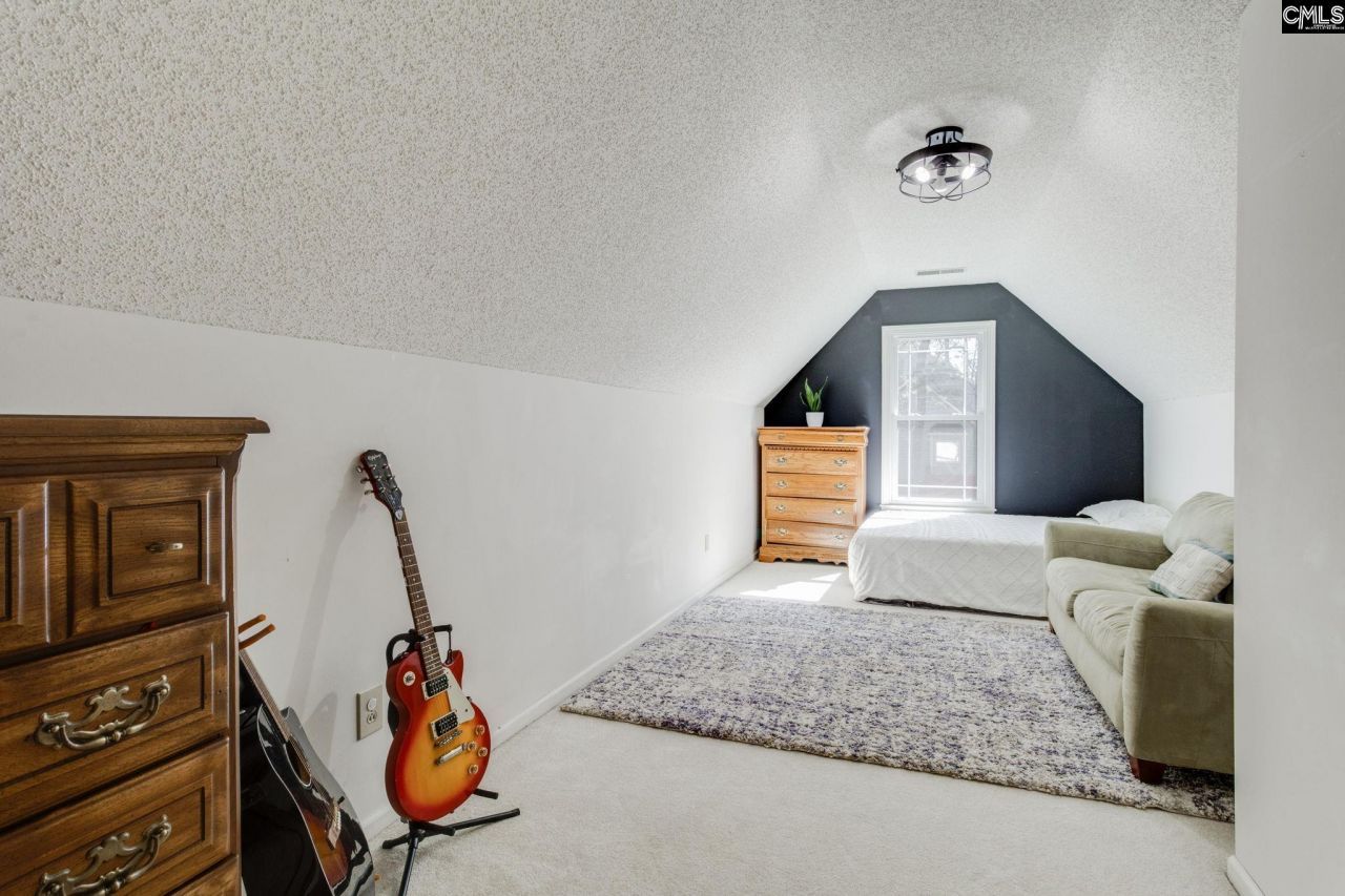 210 Brook Hollow Drive  Photo 29