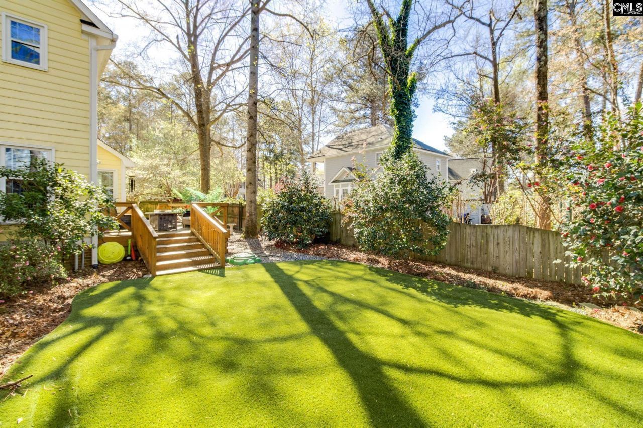 210 Brook Hollow Drive  Photo 37