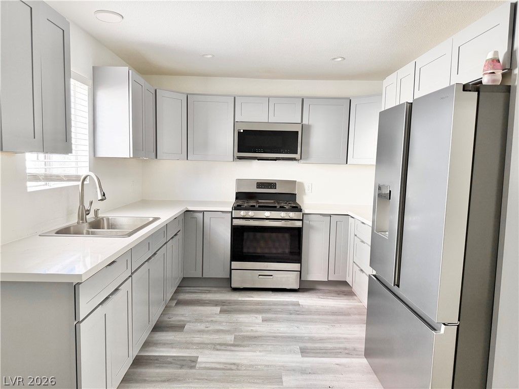 1720 Cordoba Lane, Unit B, Las Vegas, NV 89108 Main Photo