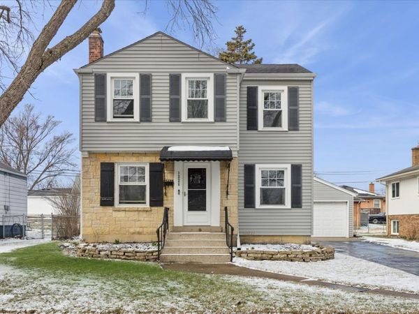 1226 Highridge Parkway, Westchester, IL 60154