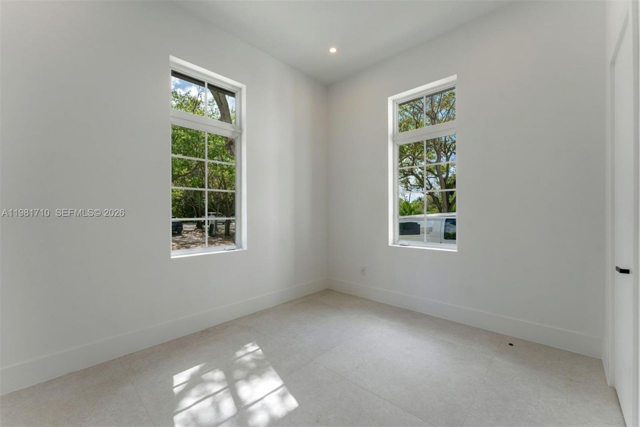 14100 Old Cutler Rd , Palmetto Bay, FL 33158 Photo