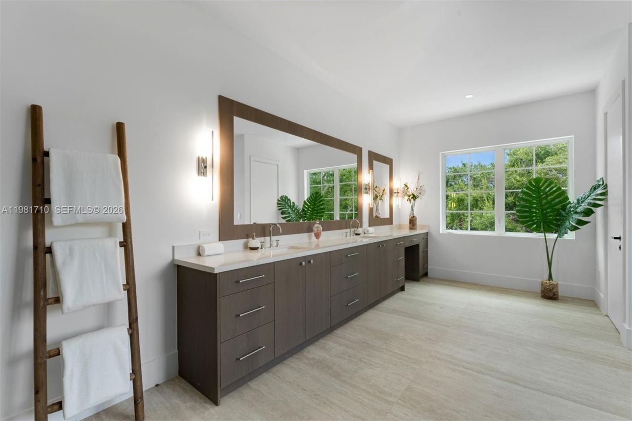 14100 Old Cutler Rd, Palmetto Bay, FL 33158 Photo