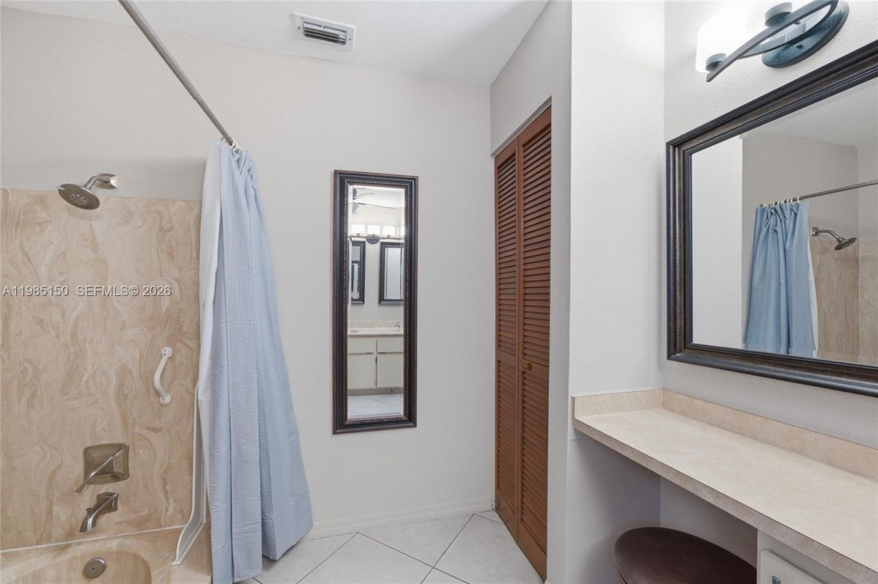 2580 SW Bayshore Blvd , Port Saint Lucie, FL 34984 Photo