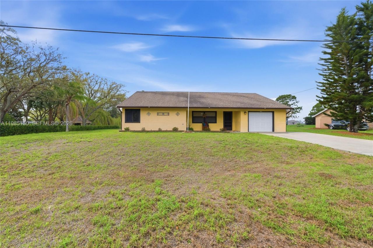 2580 SW Bayshore Blvd, Port Saint Lucie, FL 34984 Photo