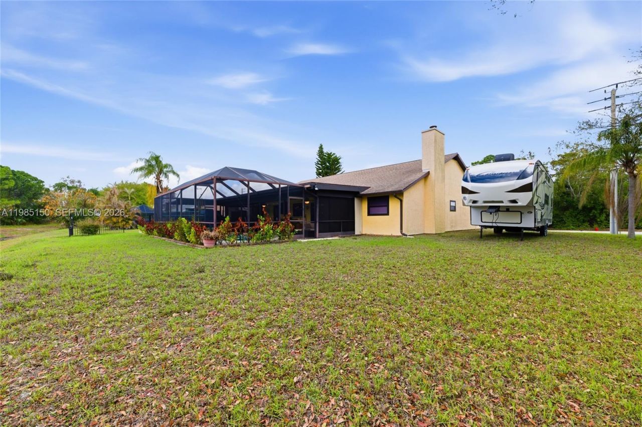 2580 SW Bayshore Blvd , Port Saint Lucie, FL 34984 Photo