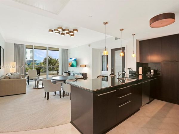 4391 Collins Ave , Unit 307, Miami Beach, FL 33140