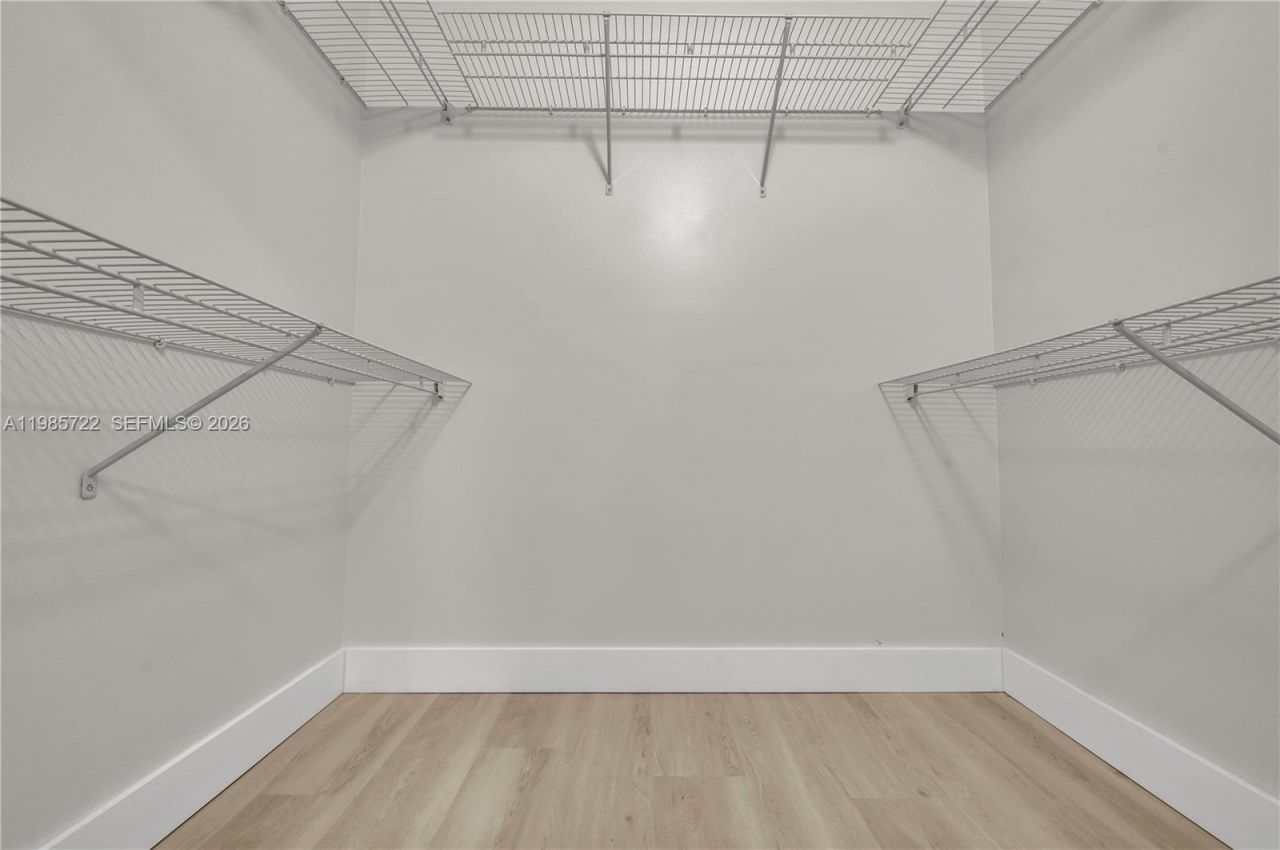 10959 W Clairmont Cir , Unit 211, Tamarac, FL 33321 Photo