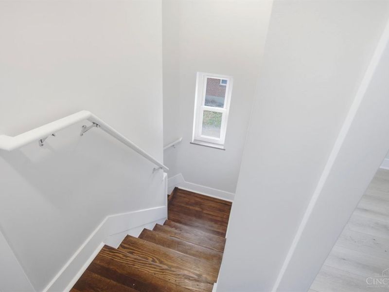 1734 Llanfair Avenue, Cincinnati, OH 45224 Photo 11