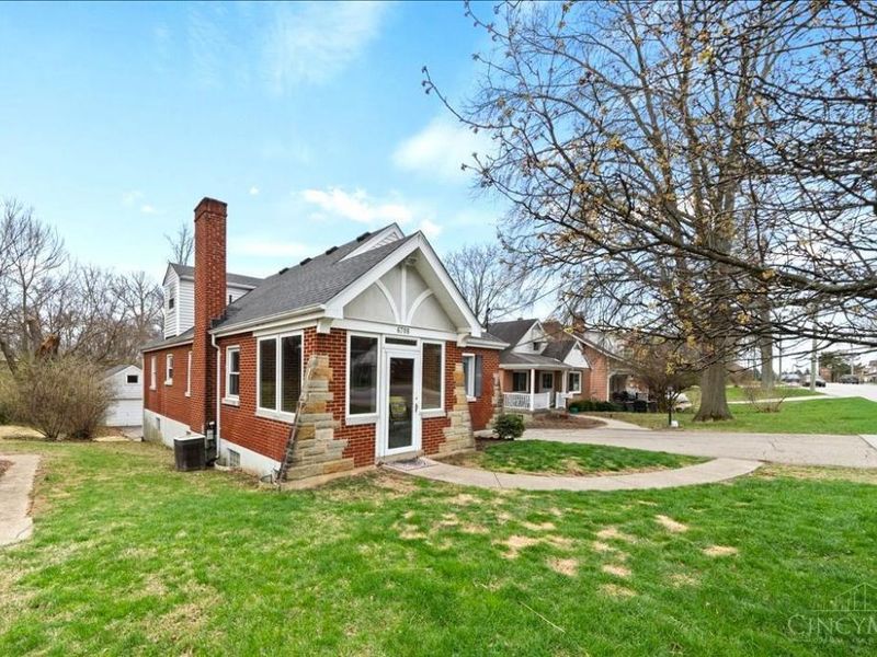 6708 Cheviot Road, Colerain Township, OH 45247 Photo 2