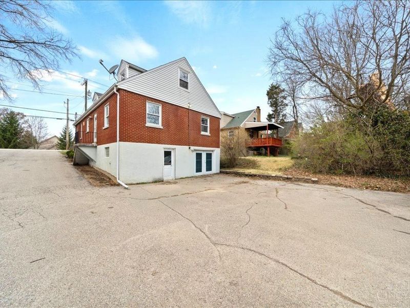 6708 Cheviot Road, Colerain Township, OH 45247 Photo 22