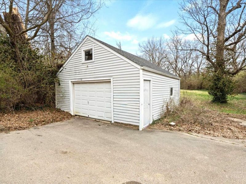 6708 Cheviot Road, Colerain Township, OH 45247 Photo 24