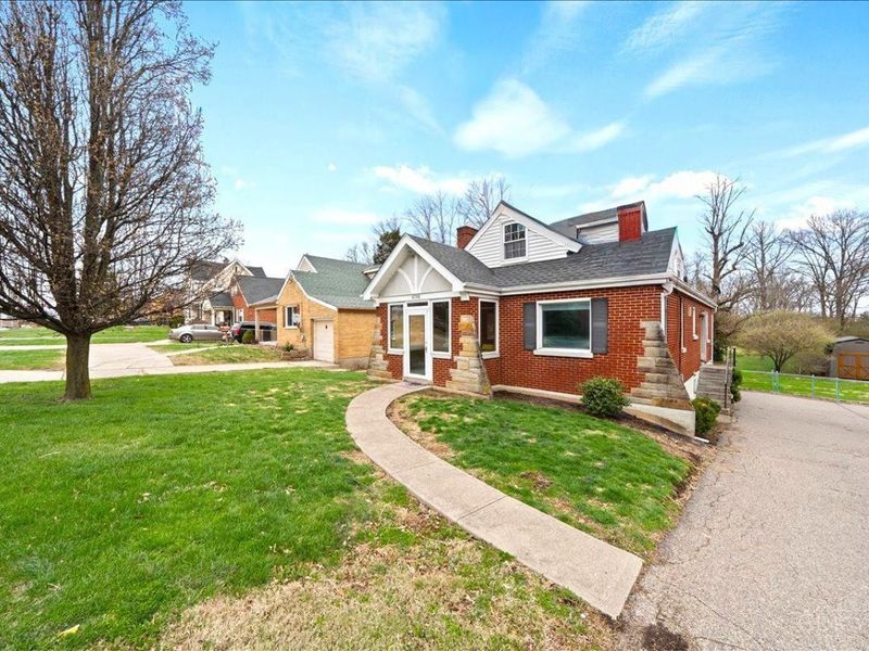 6708 Cheviot Road, Colerain Township, OH 45247 Photo 3