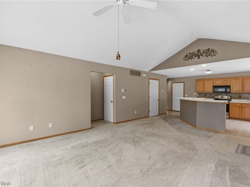 2401 Bunker Lane, Unit A, Willoughby, OH 44094 Photo 15