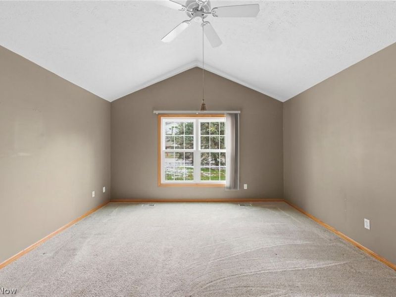 2401 Bunker Lane, Unit A, Willoughby, OH 44094 Photo 17