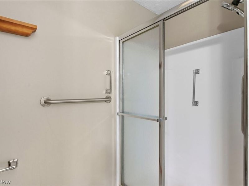 2401 Bunker Lane, Unit A, Willoughby, OH 44094 Photo 21