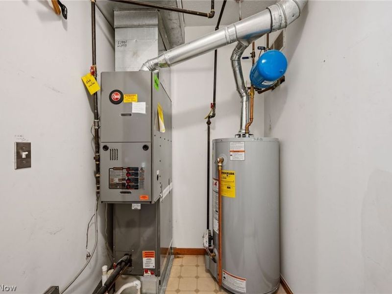 2401 Bunker Lane, Unit A, Willoughby, OH 44094 Photo 24