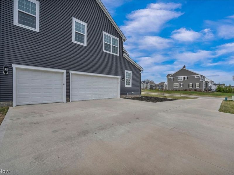 6559 Rosewood Trail, Hudson, OH 44236 Photo 2