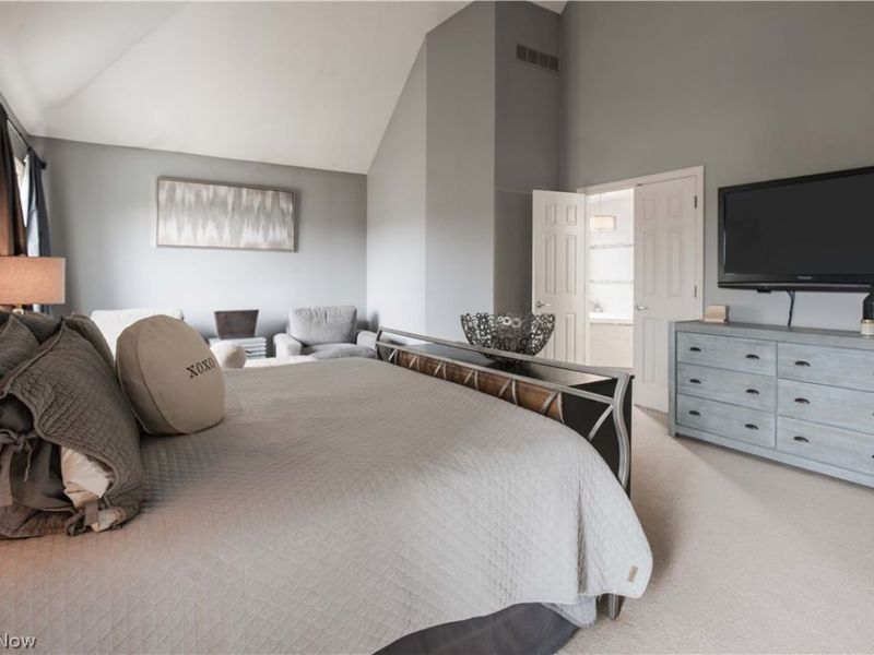 4307 S Fall Lake Drive , Avon, OH 44011 Photo 15